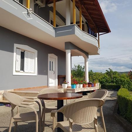 Rent Rooms Sakolli Berat Eksteriør bilde