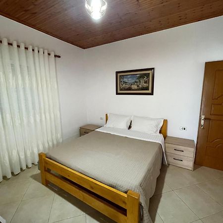 Rent Rooms Sakolli Berat Eksteriør bilde