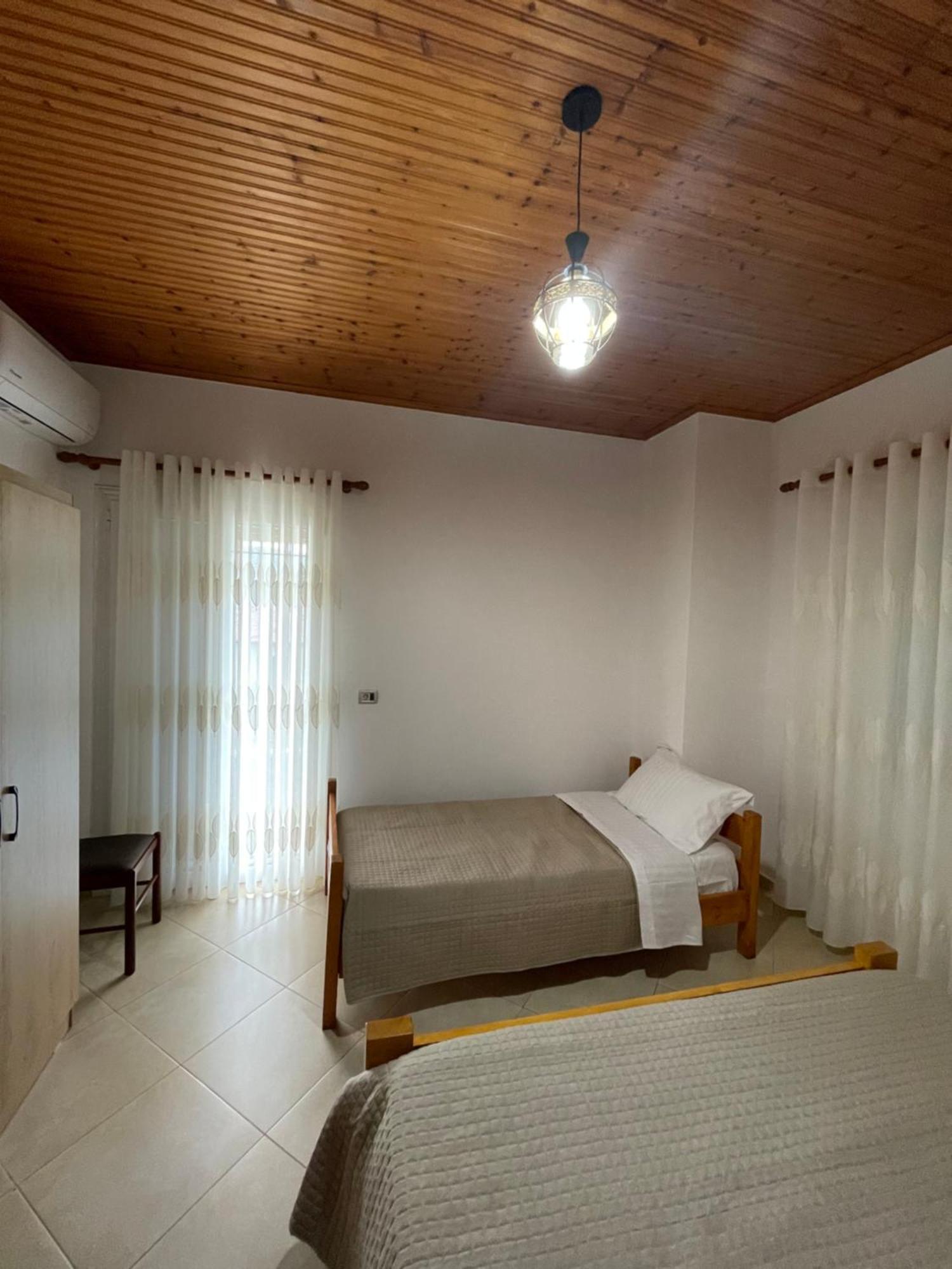 Rent Rooms Sakolli Berat Eksteriør bilde